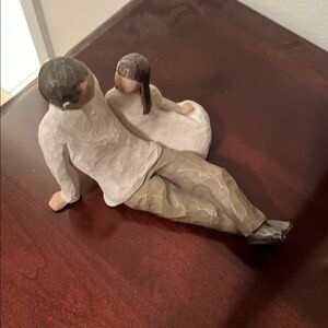 Demdaco Cream and Brown Sculpture Art Piece